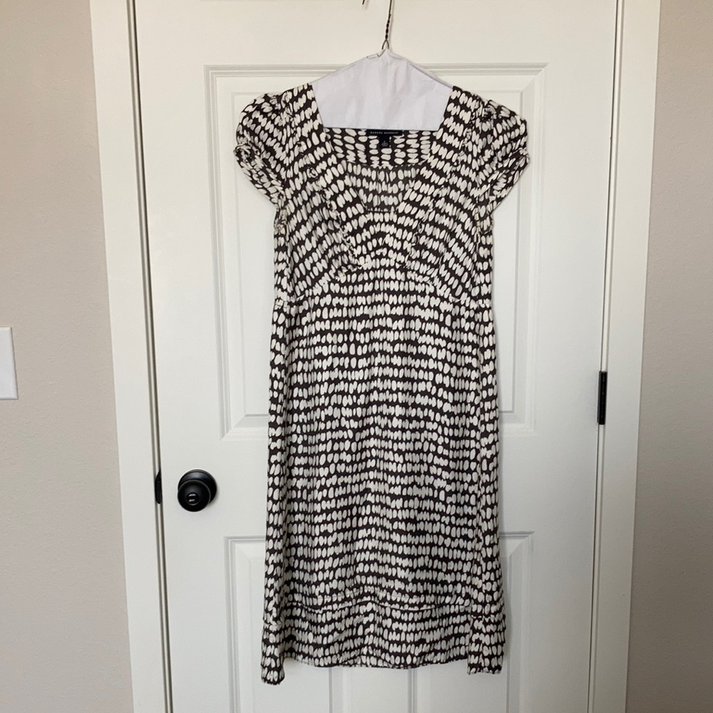 GUC Banana Republic 100% silk dress size 0